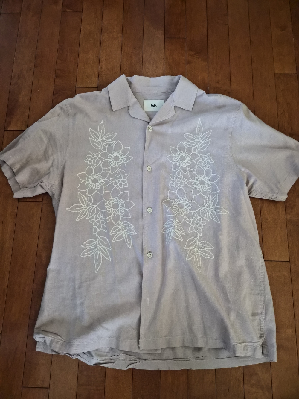 Folk Pink Button-Down Short-Sleeve Shirt with White Floral Embroidery. Large